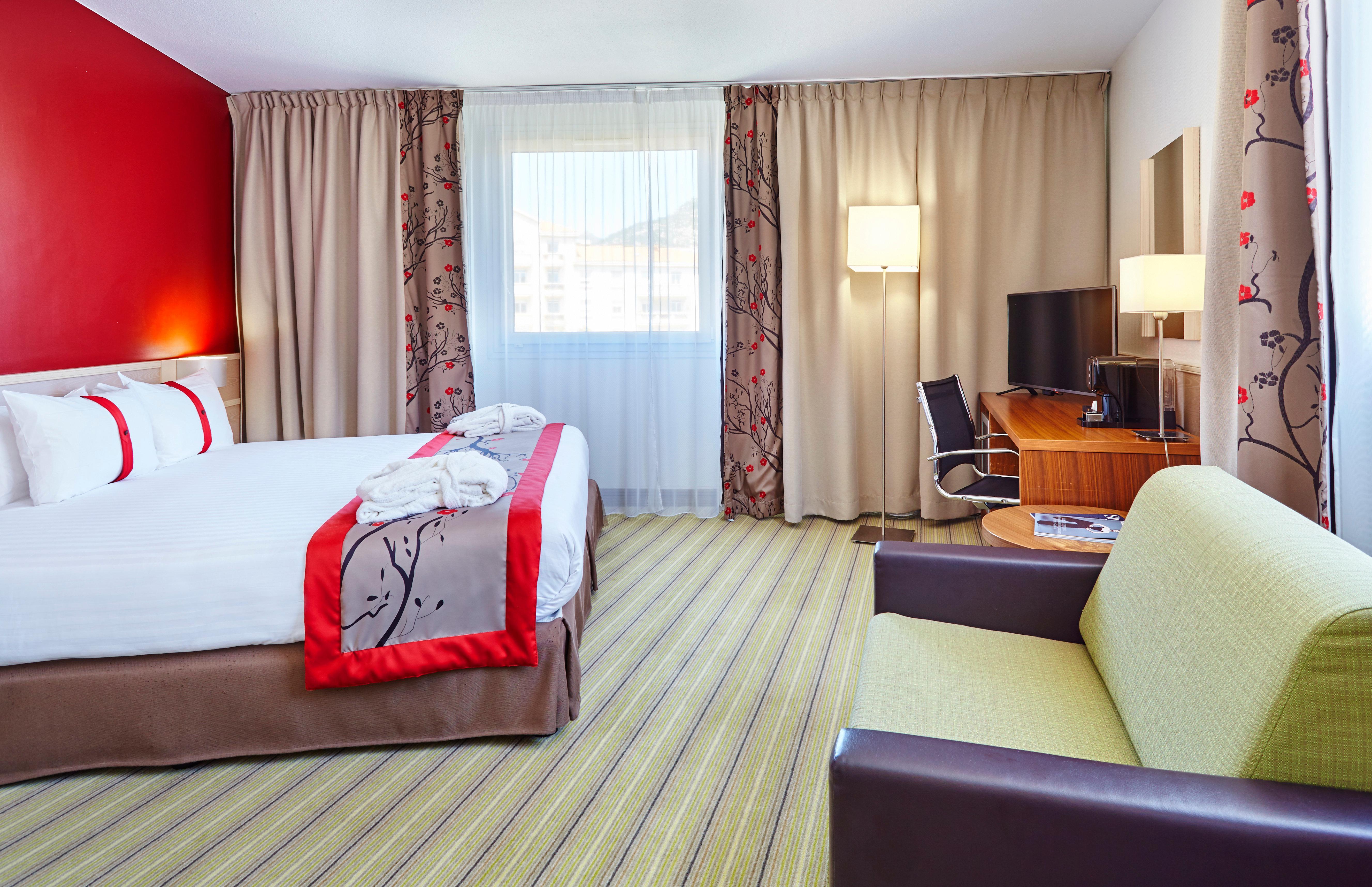 Holiday Inn Toulon City Centre By Ihg Екстер'єр фото