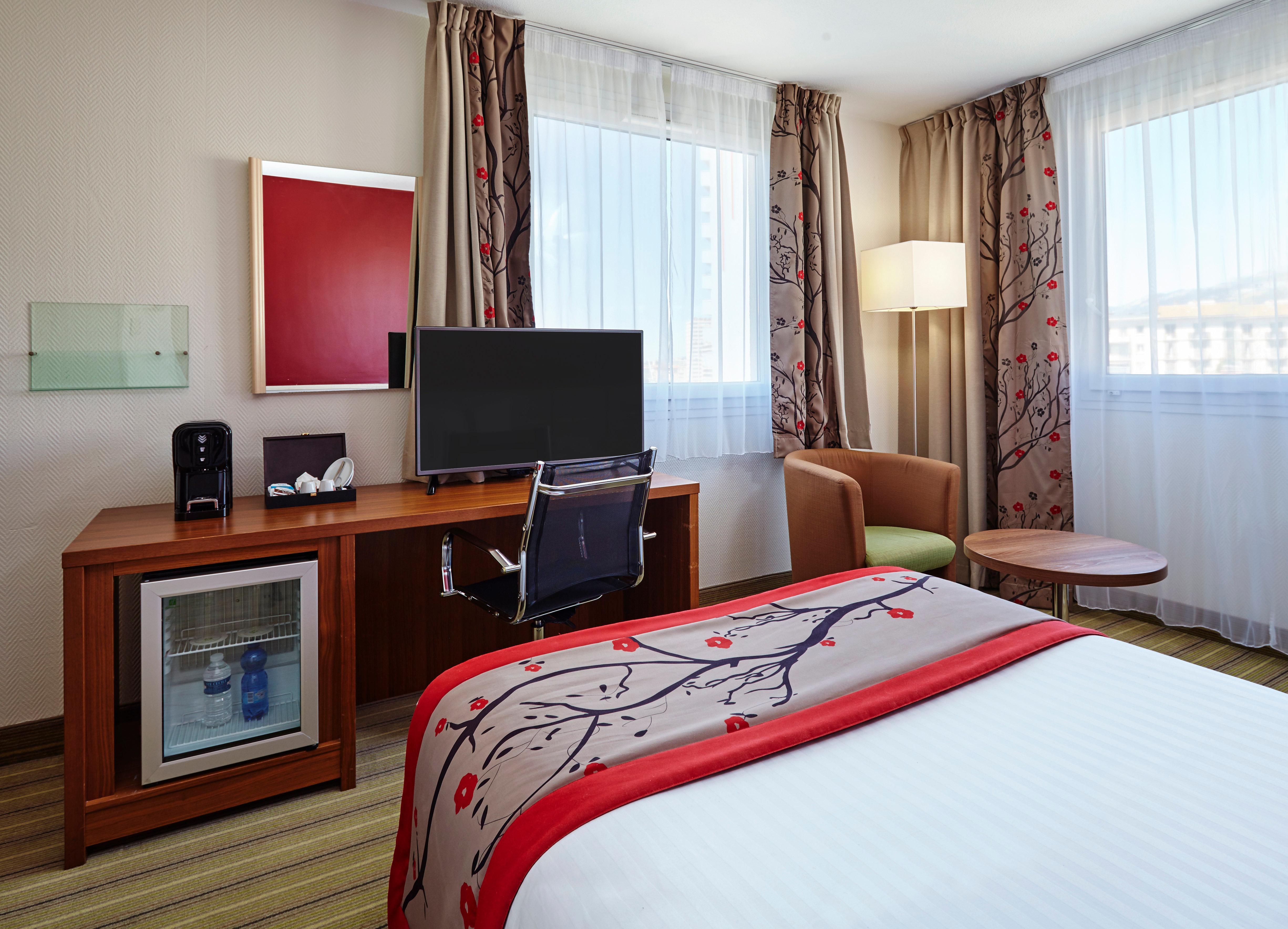 Holiday Inn Toulon City Centre By Ihg Екстер'єр фото