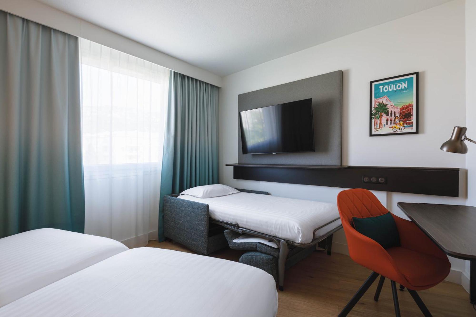 Holiday Inn Toulon City Centre By Ihg Екстер'єр фото