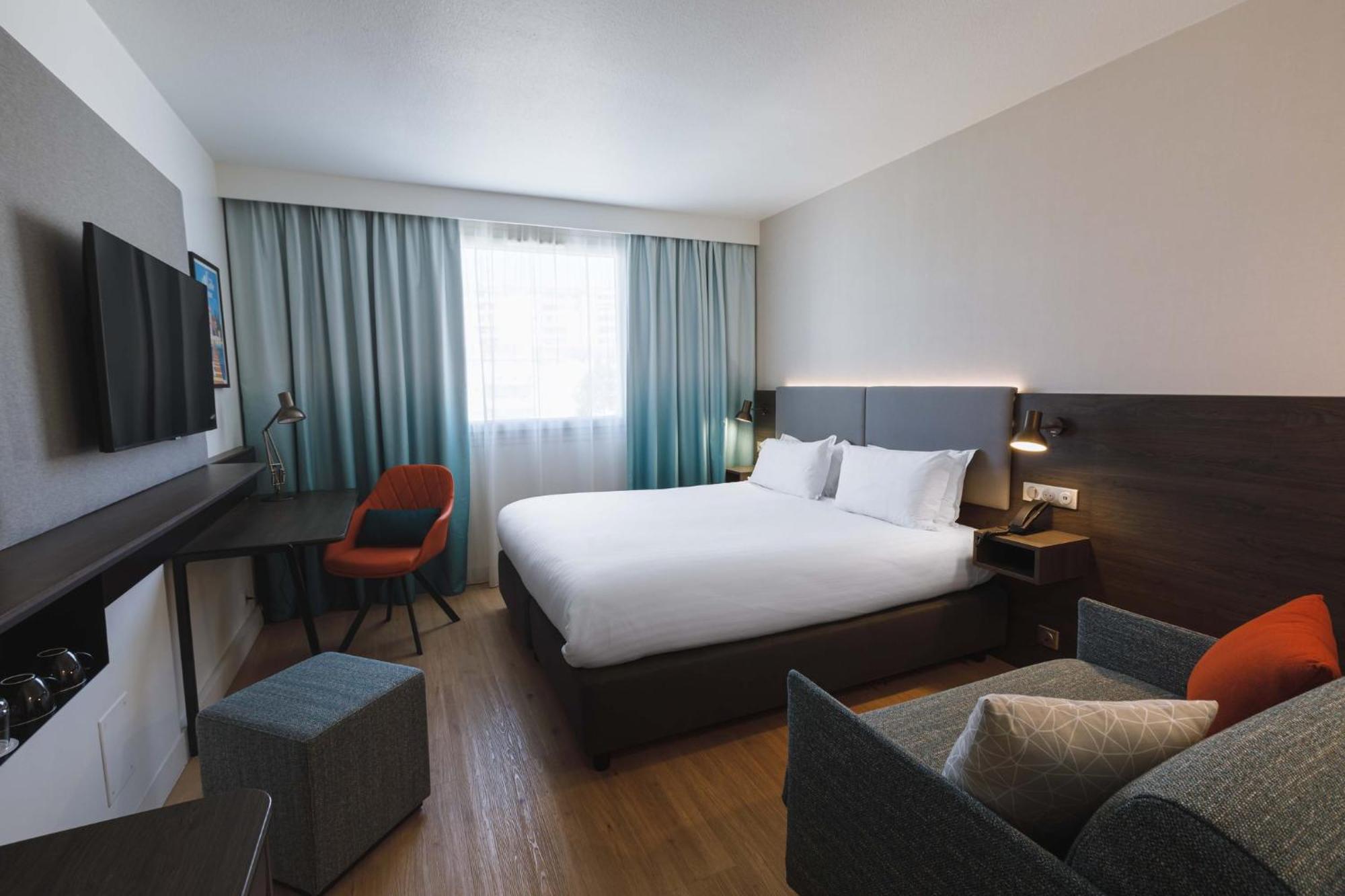 Holiday Inn Toulon City Centre By Ihg Екстер'єр фото